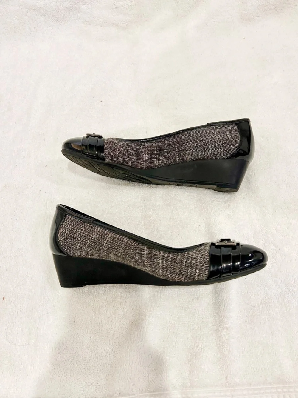 Anne Klein Flats wedge slip on with buckle bow black grey sz 7